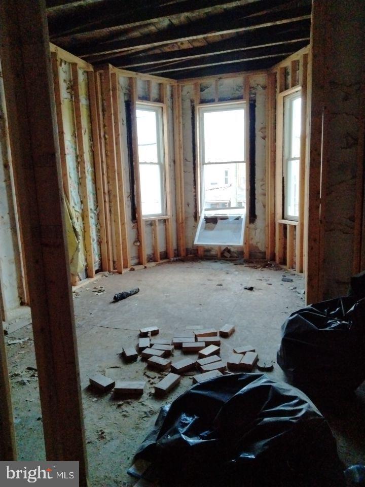 2027 MCCULLOH STREET