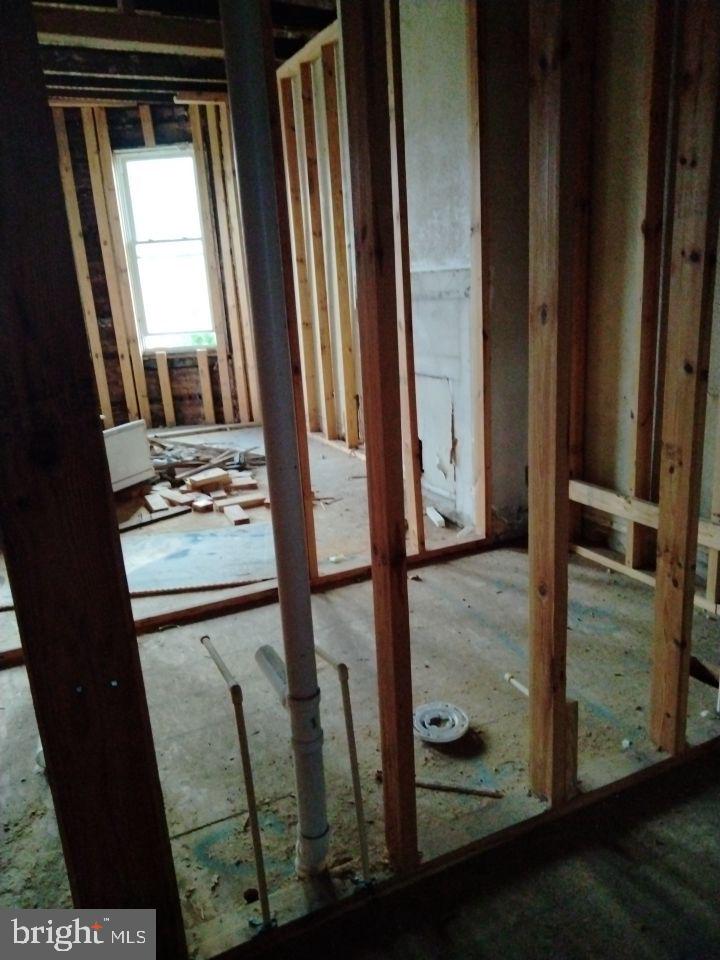 2027 MCCULLOH STREET