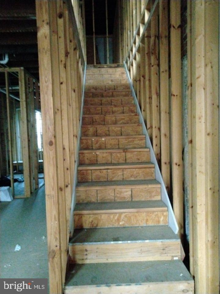 2027 MCCULLOH STREET