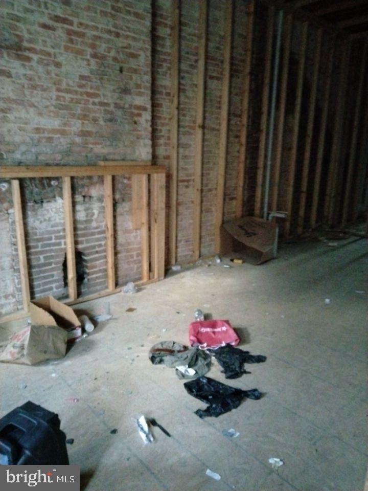 2027 MCCULLOH STREET