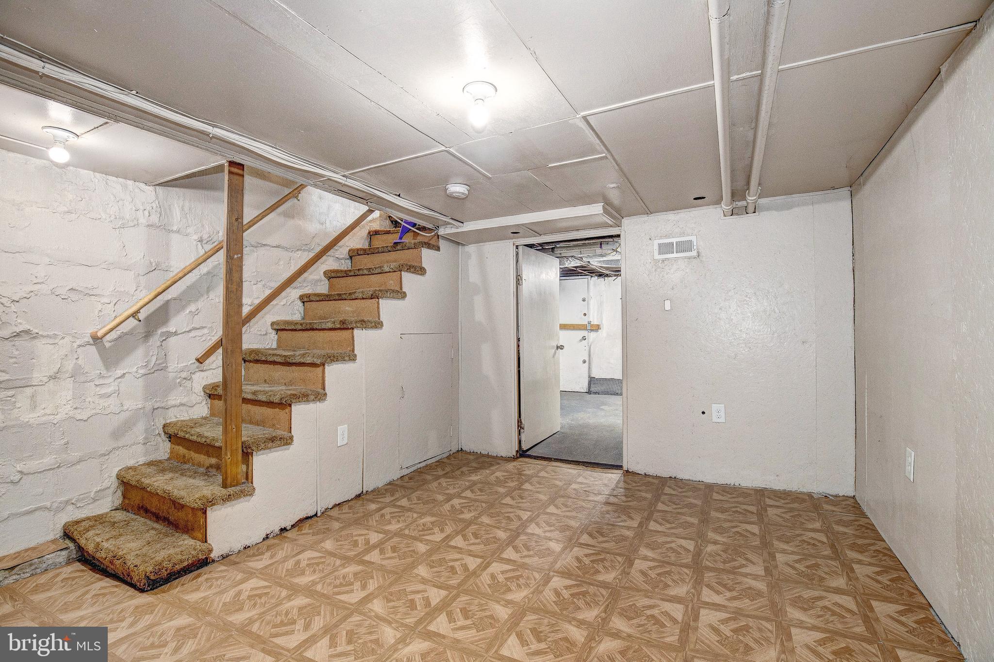 1503 SYCAMORE STREET