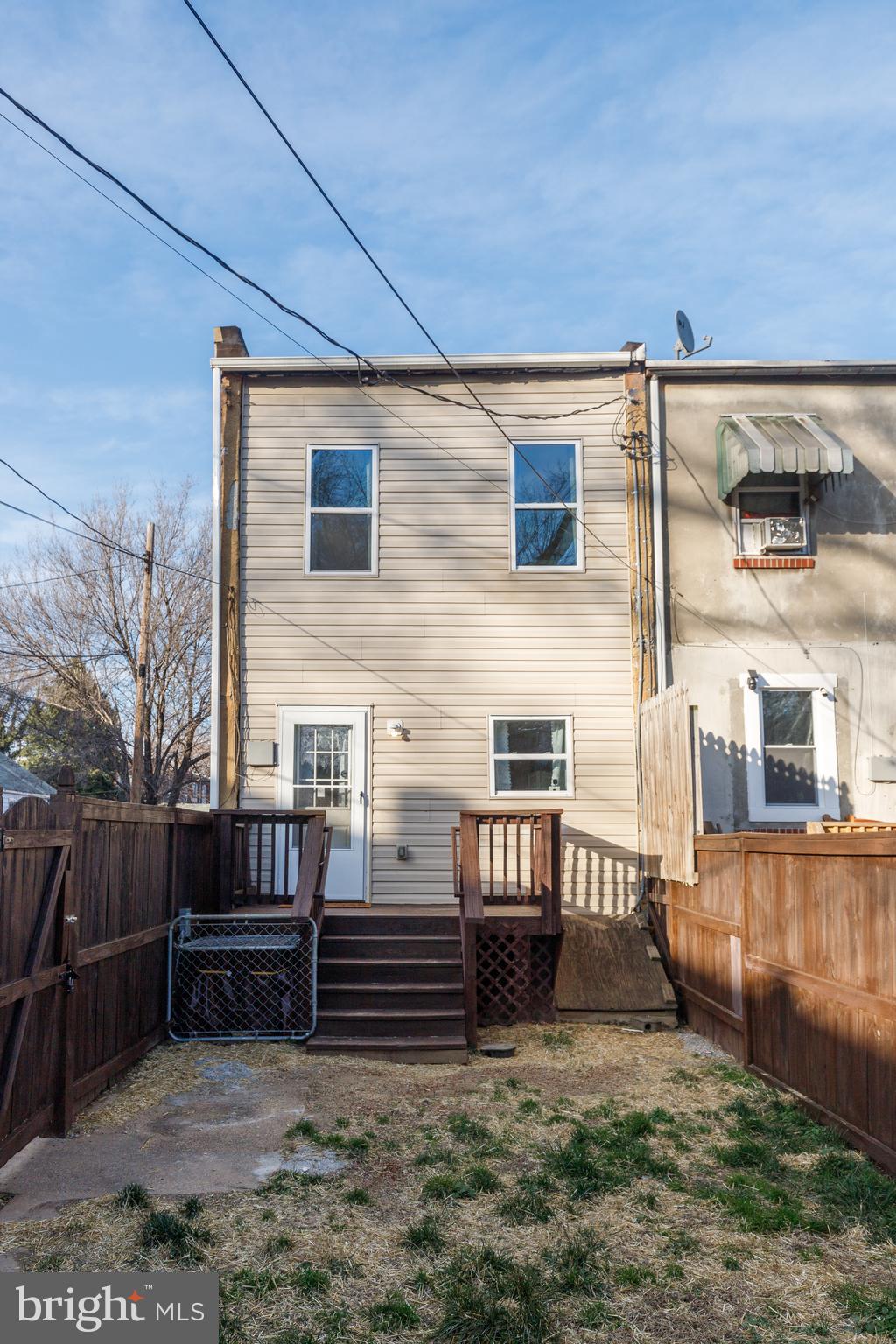 1503 SYCAMORE STREET