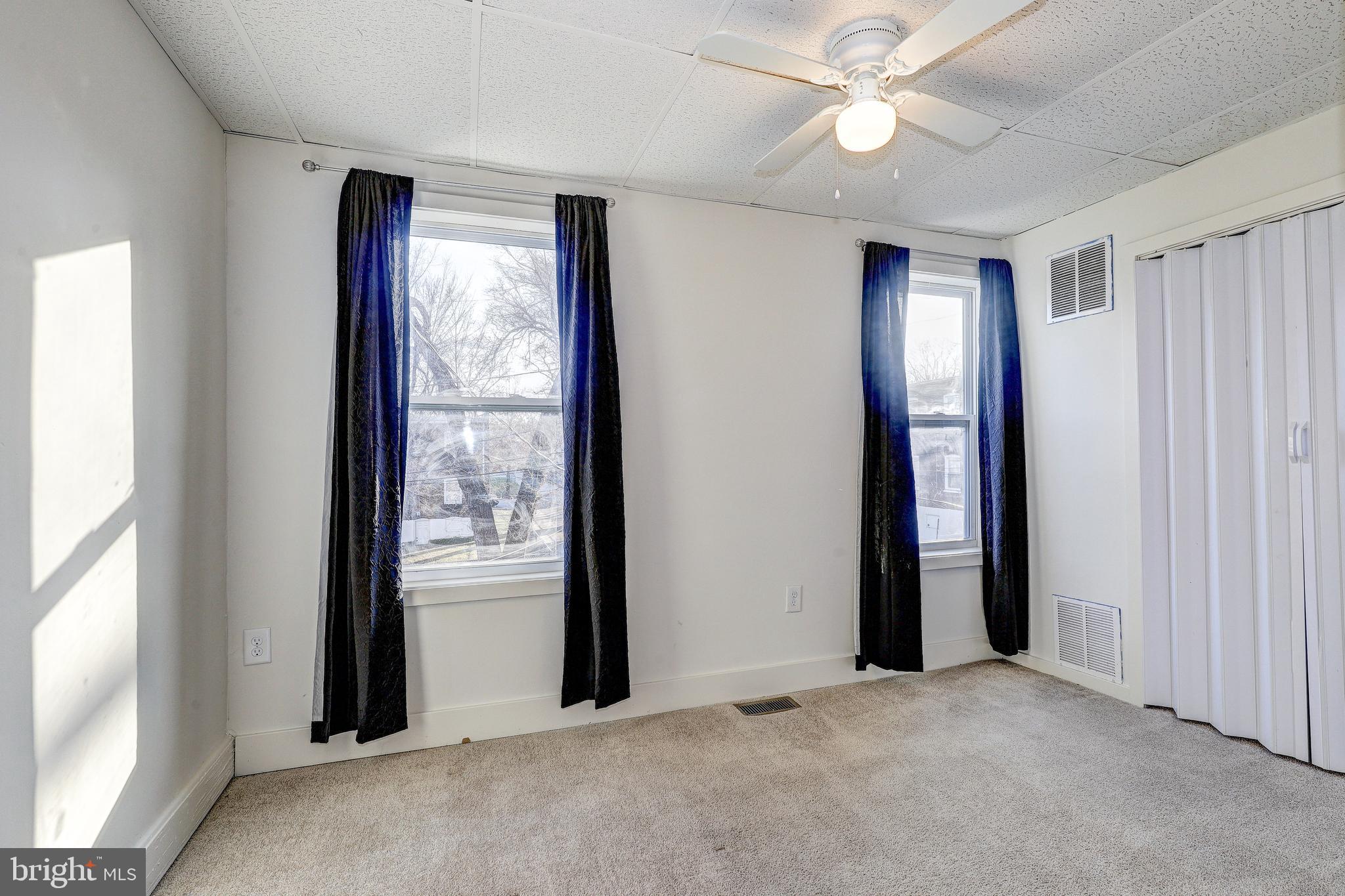 1503 SYCAMORE STREET