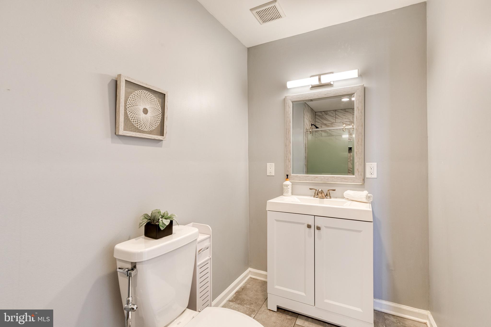 2515 E FAYETTE STREET