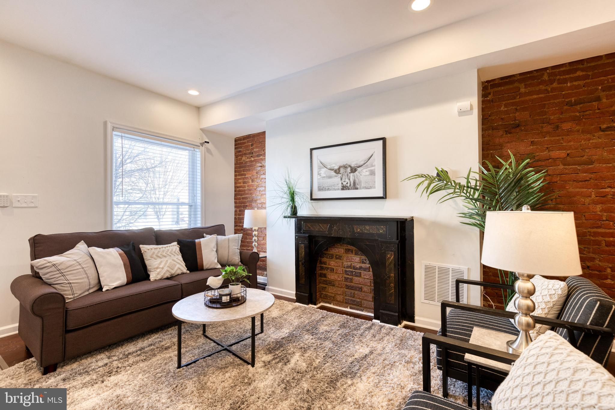 2515 E FAYETTE STREET