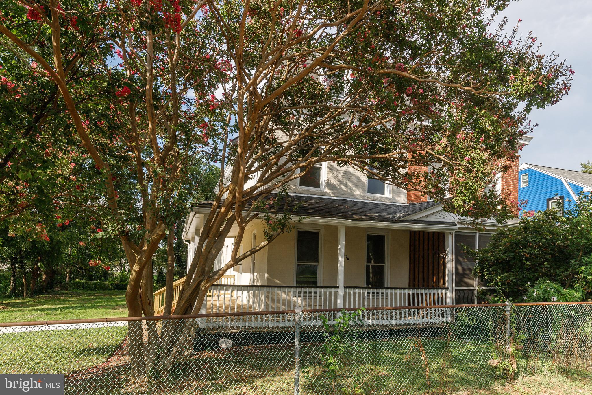 4220 PARKMONT AVENUE