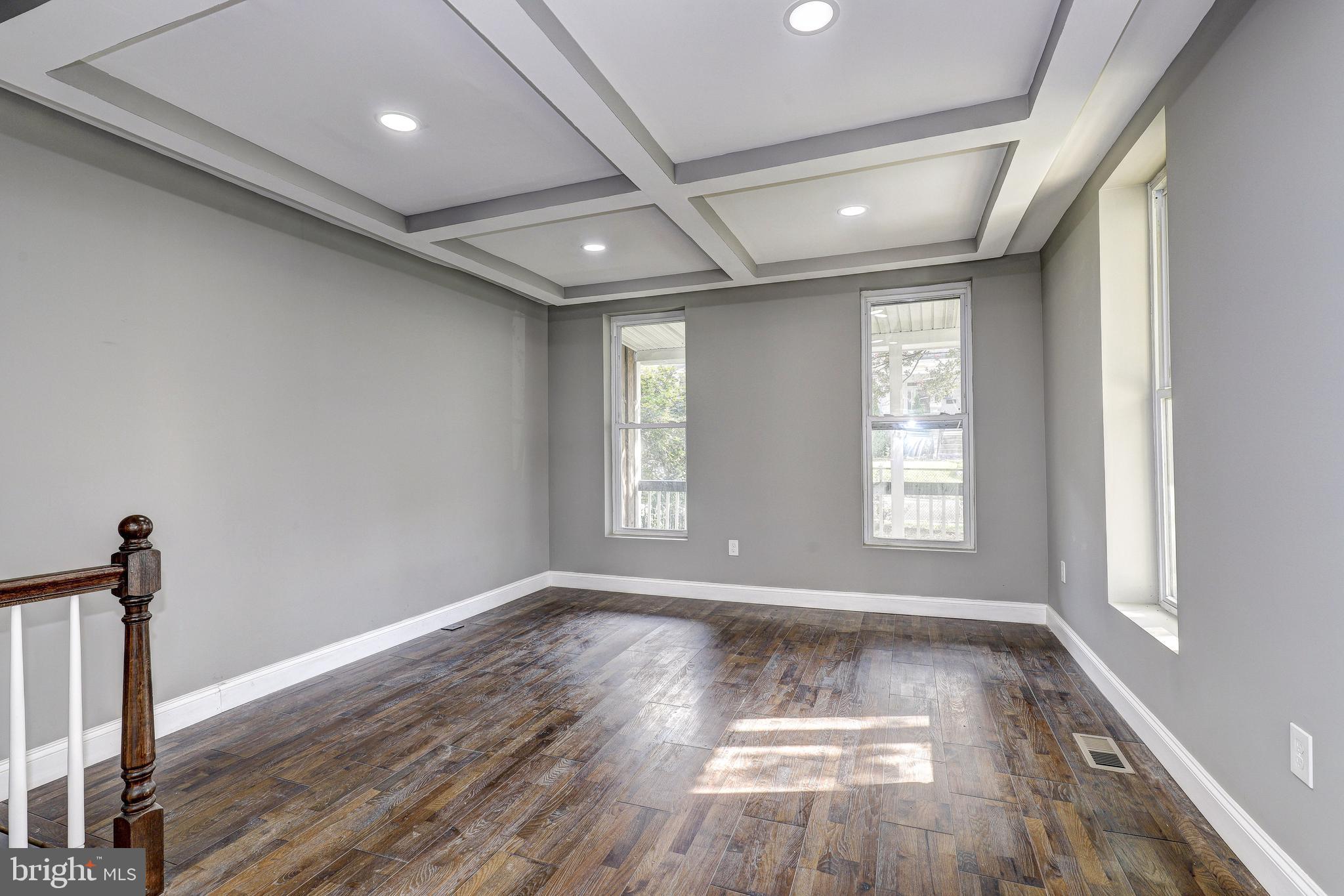 4220 PARKMONT AVENUE