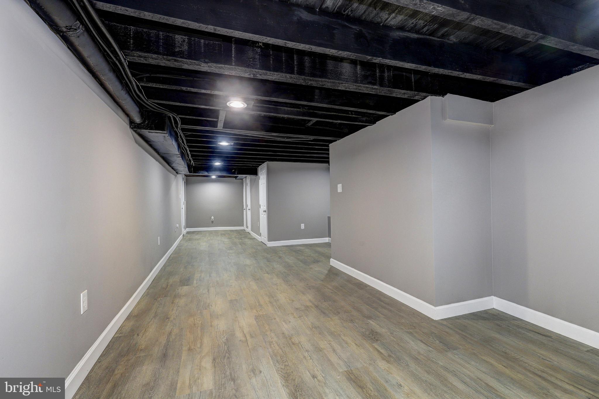 4220 PARKMONT AVENUE