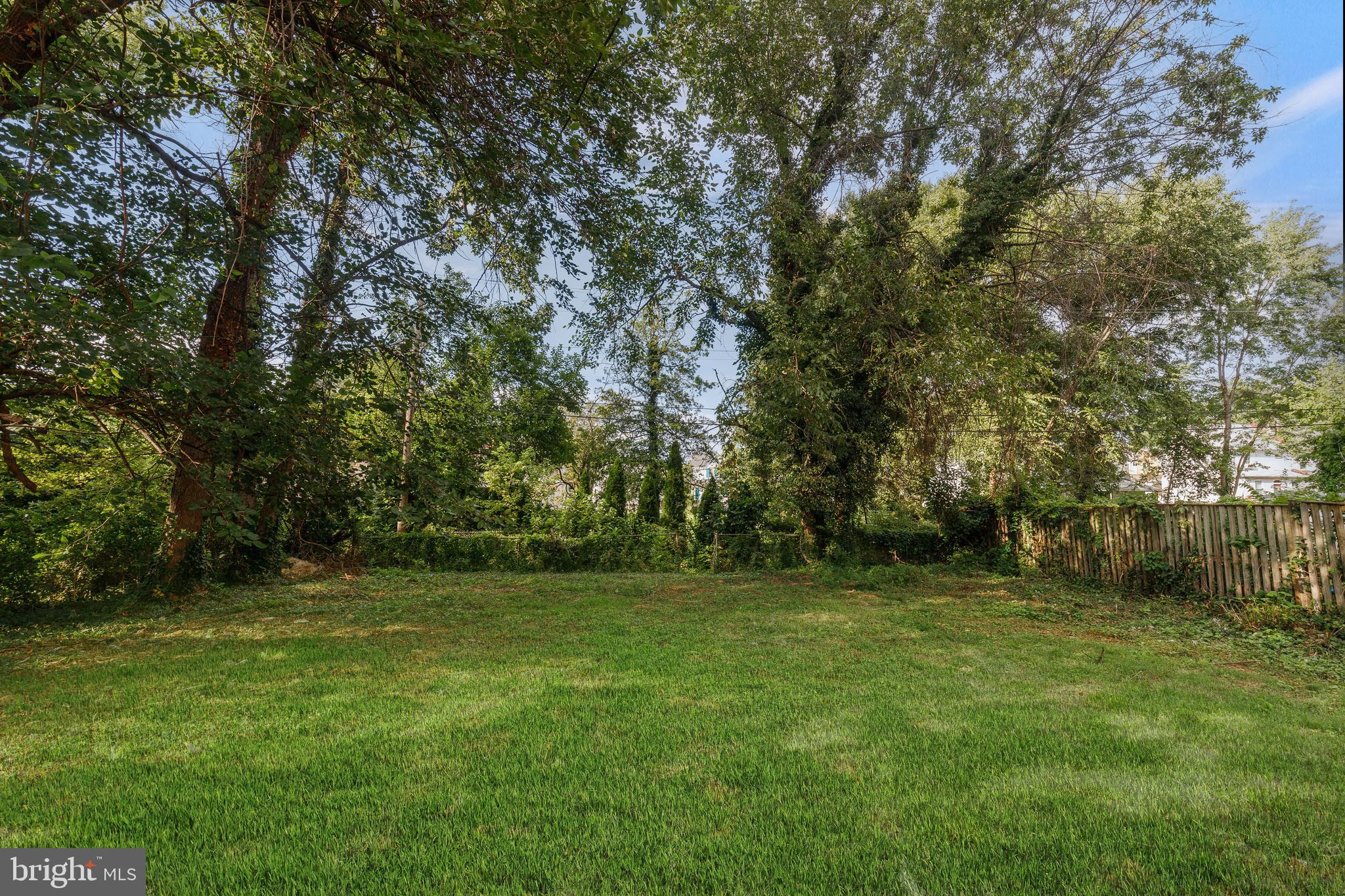 4220 PARKMONT AVENUE