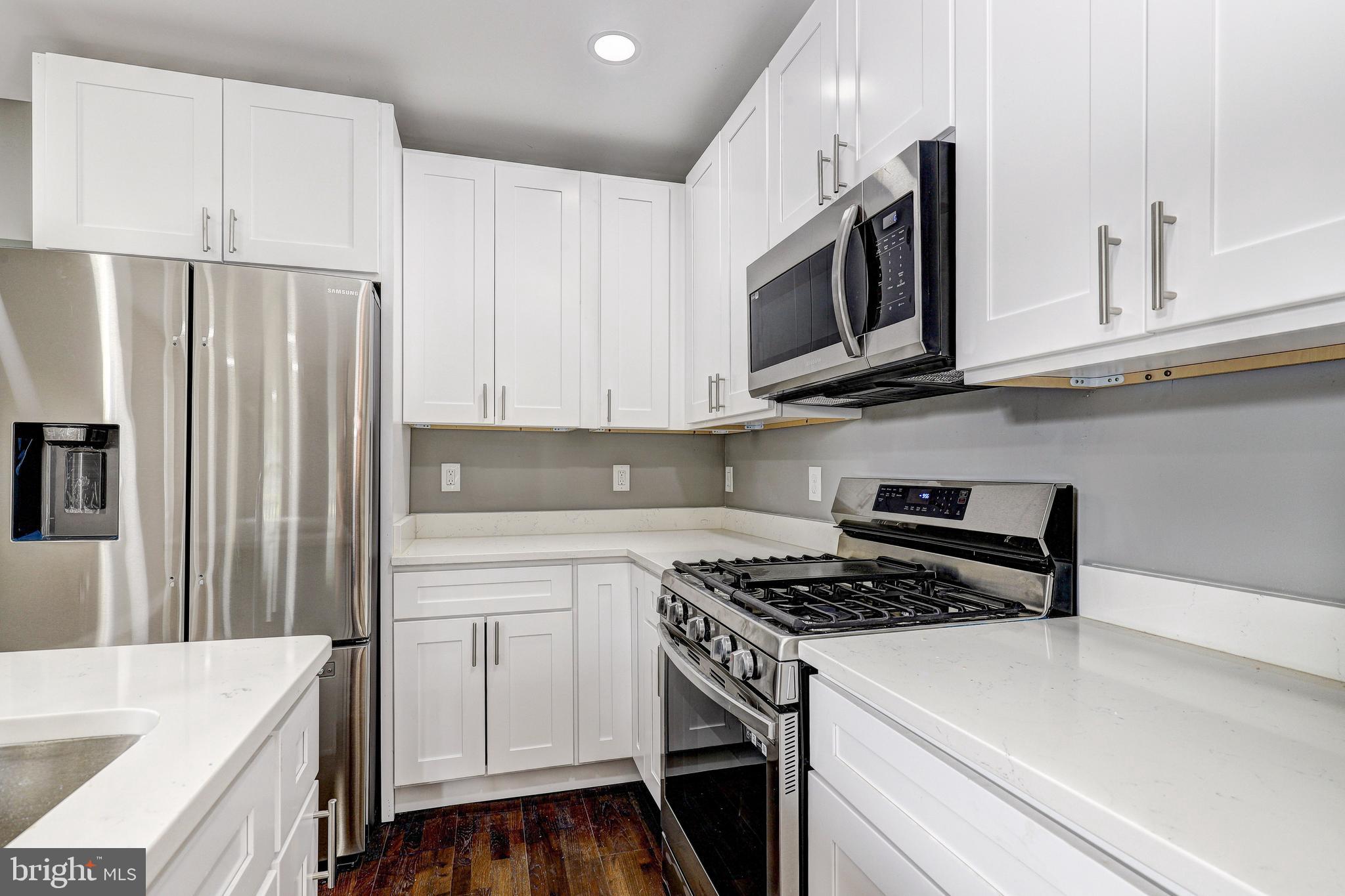 4220 PARKMONT AVENUE