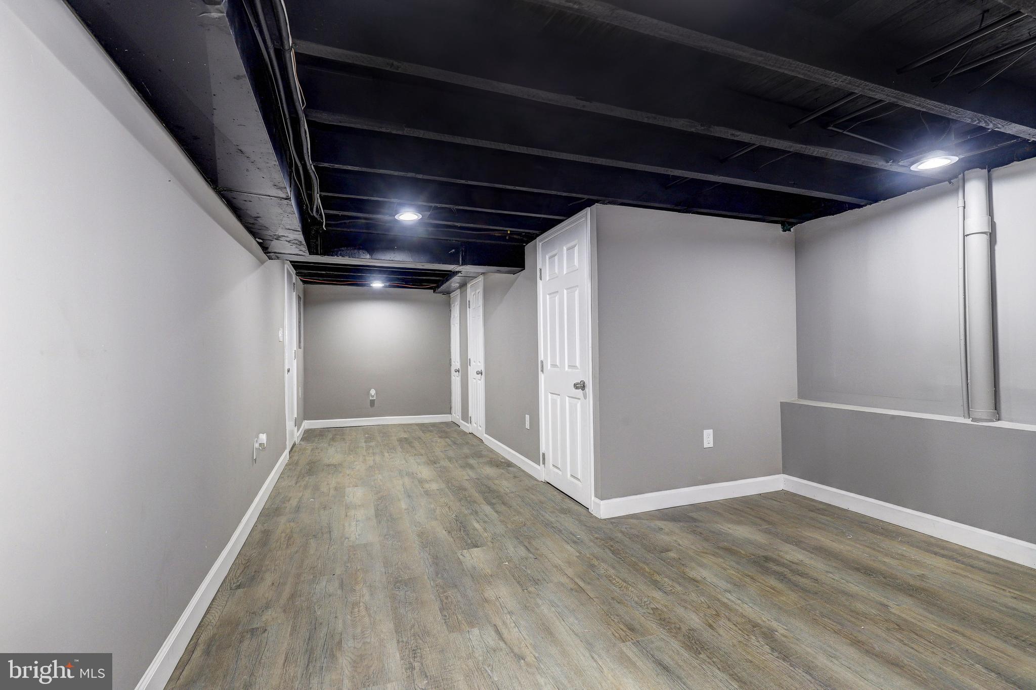 4220 PARKMONT AVENUE