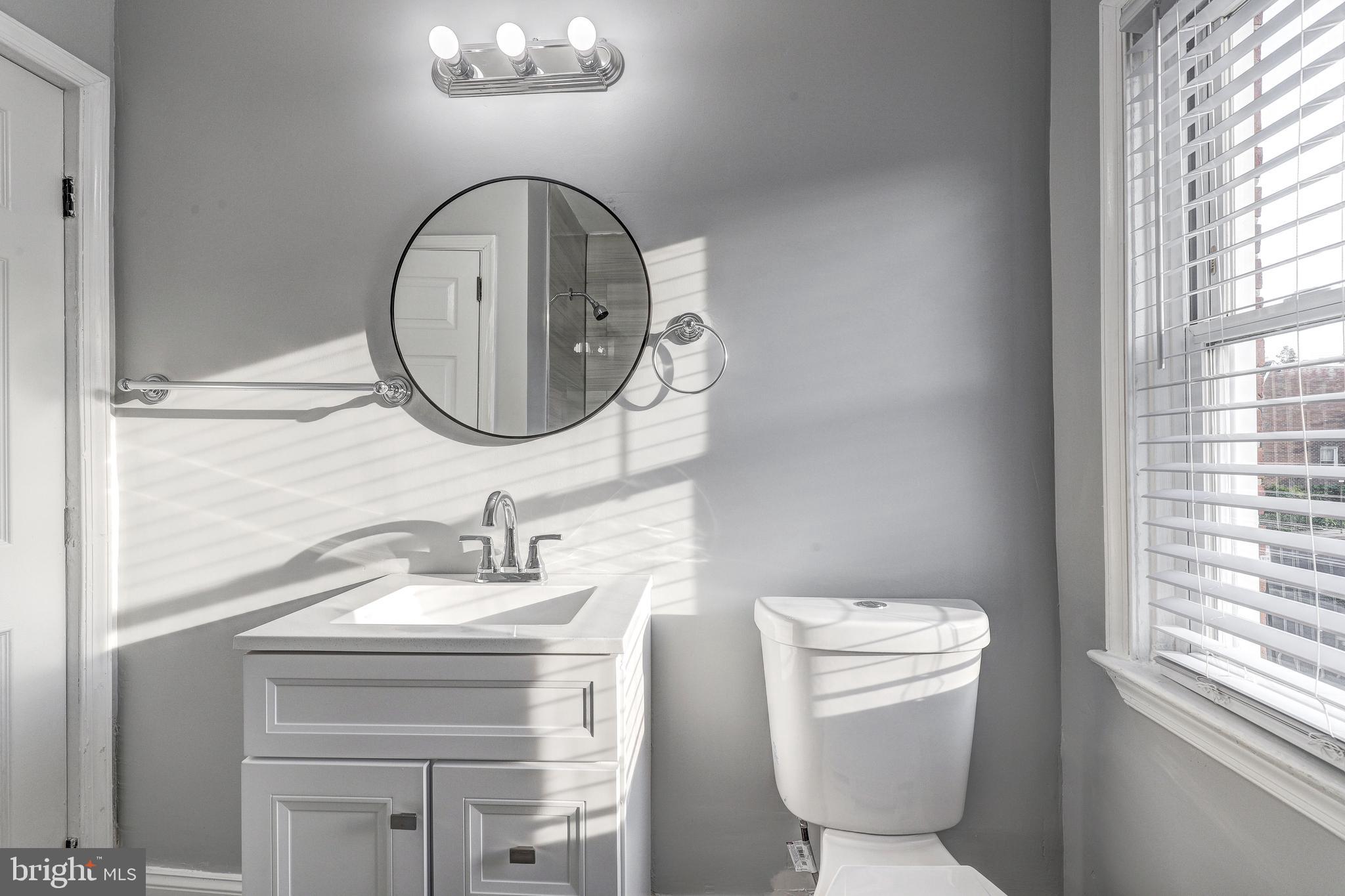 905 MOUNT HOLLY STREET