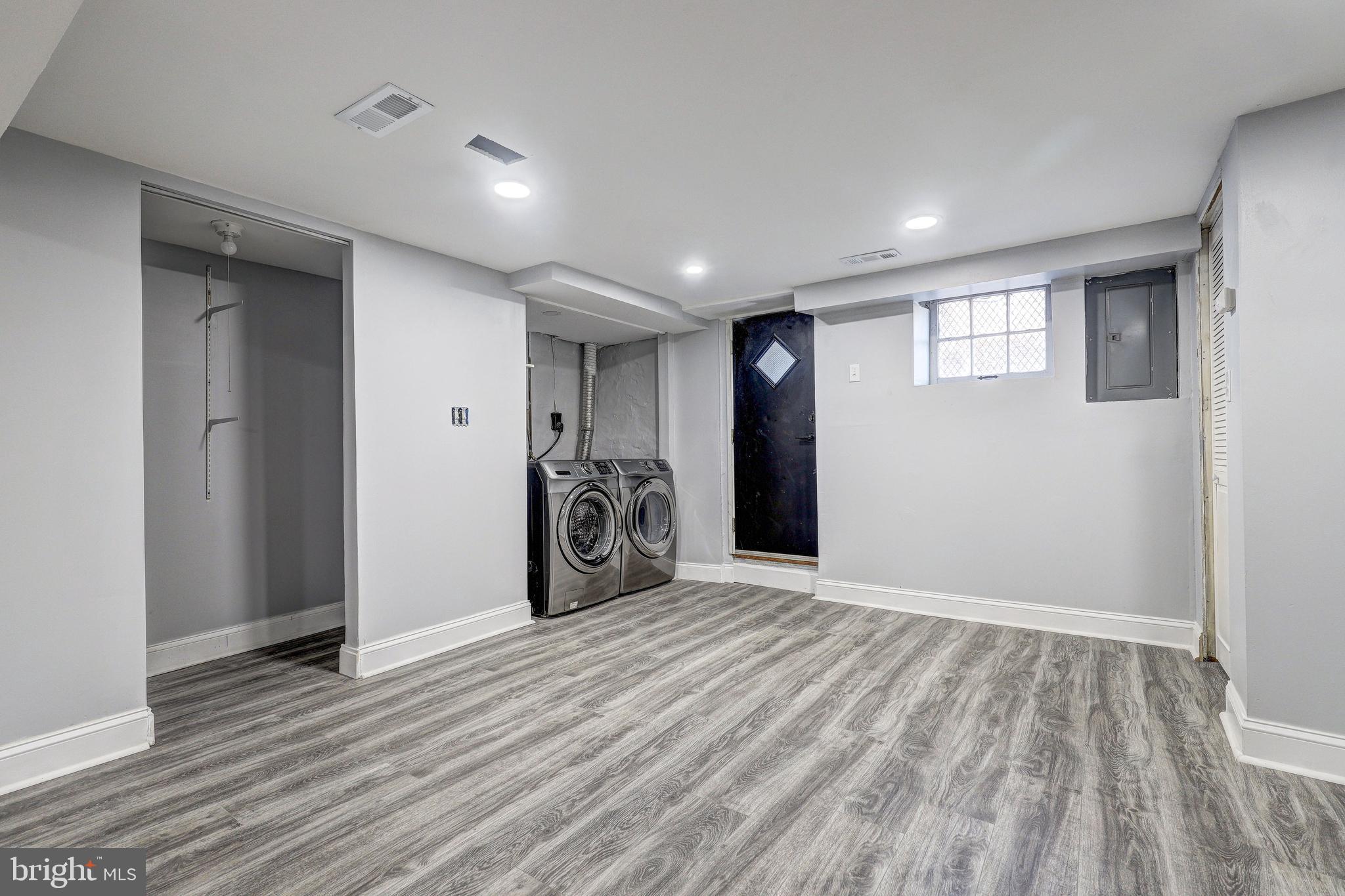 905 MOUNT HOLLY STREET