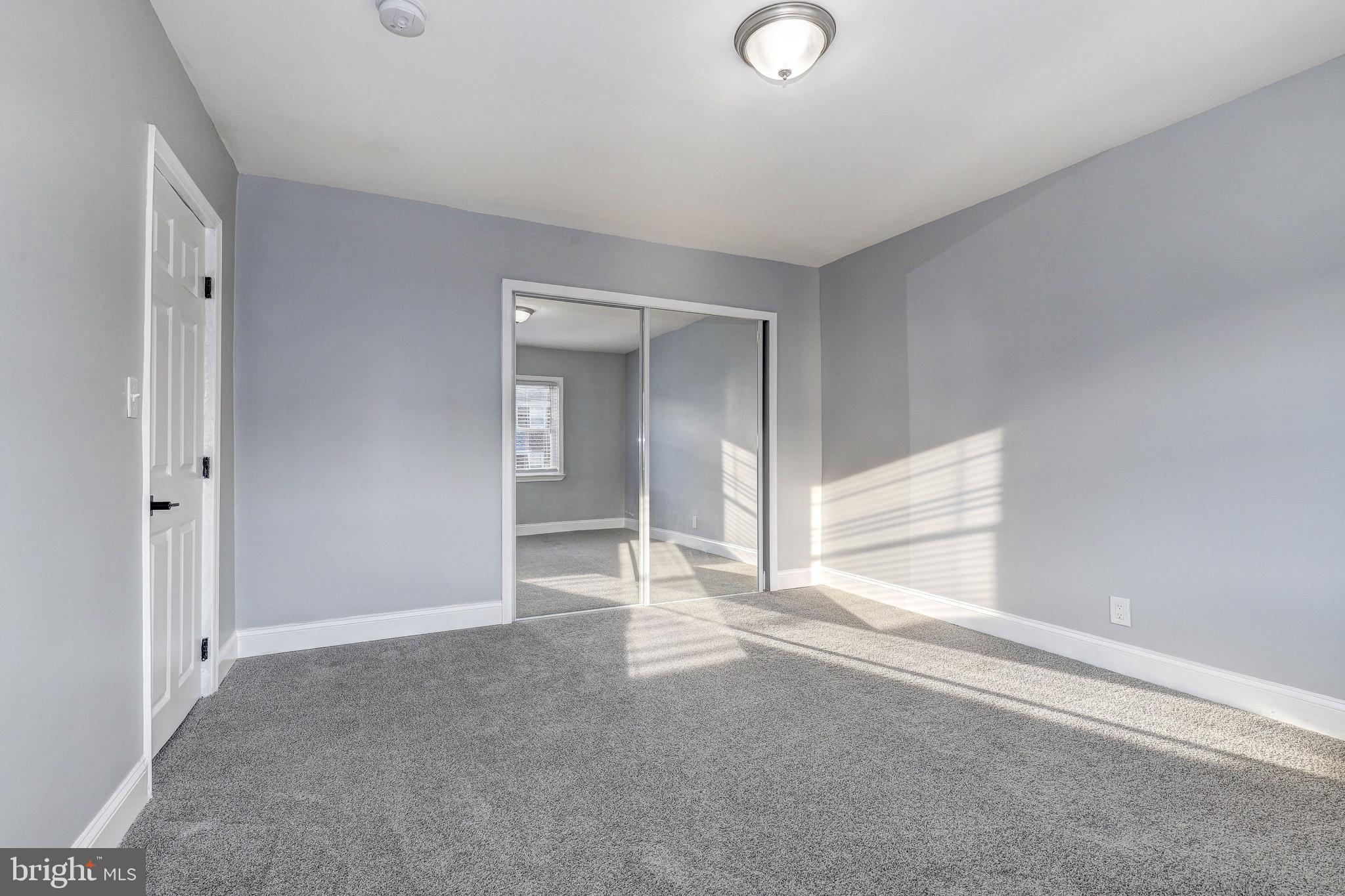 905 MOUNT HOLLY STREET