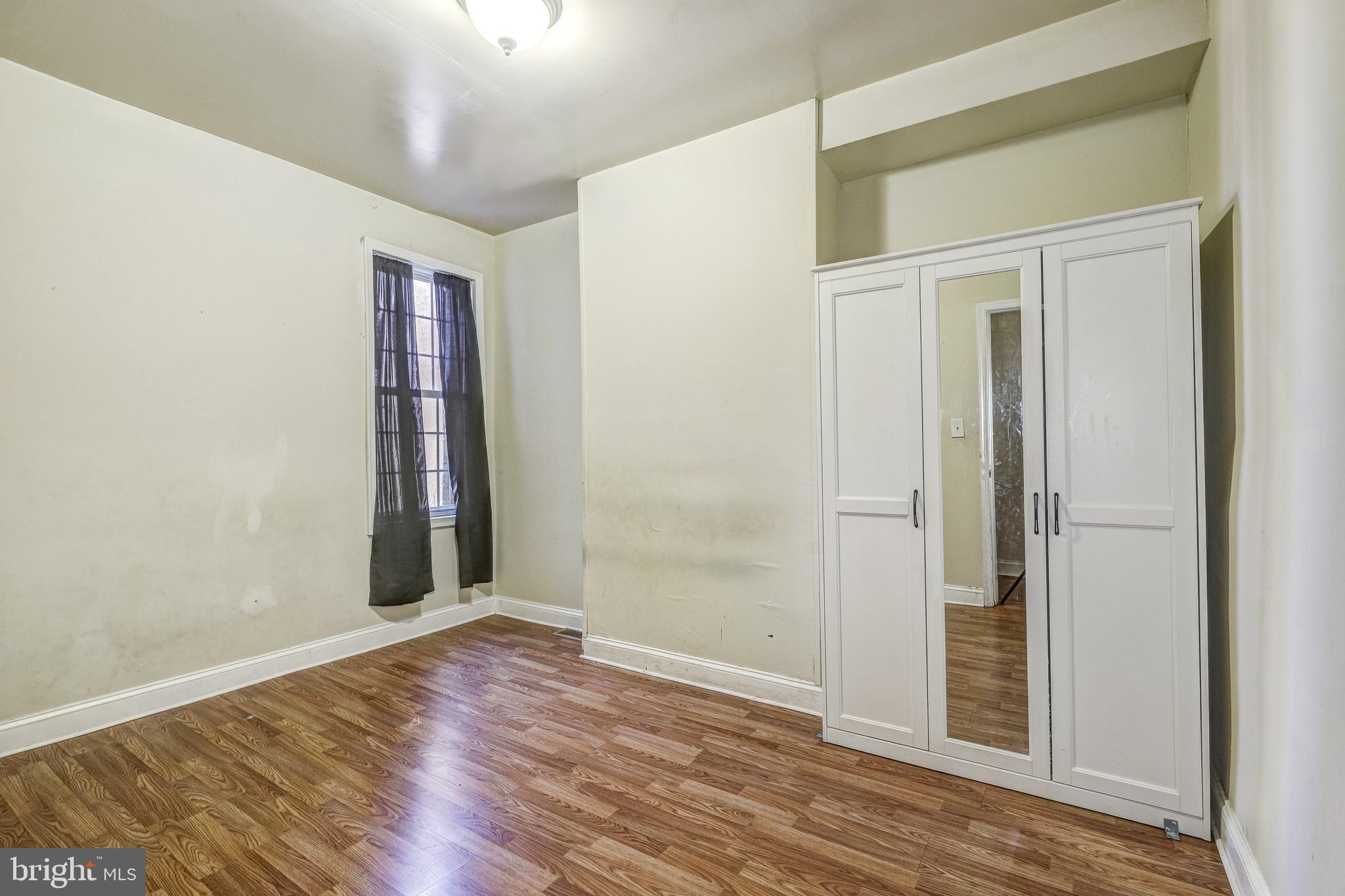 2419 WOODBROOK AVENUE