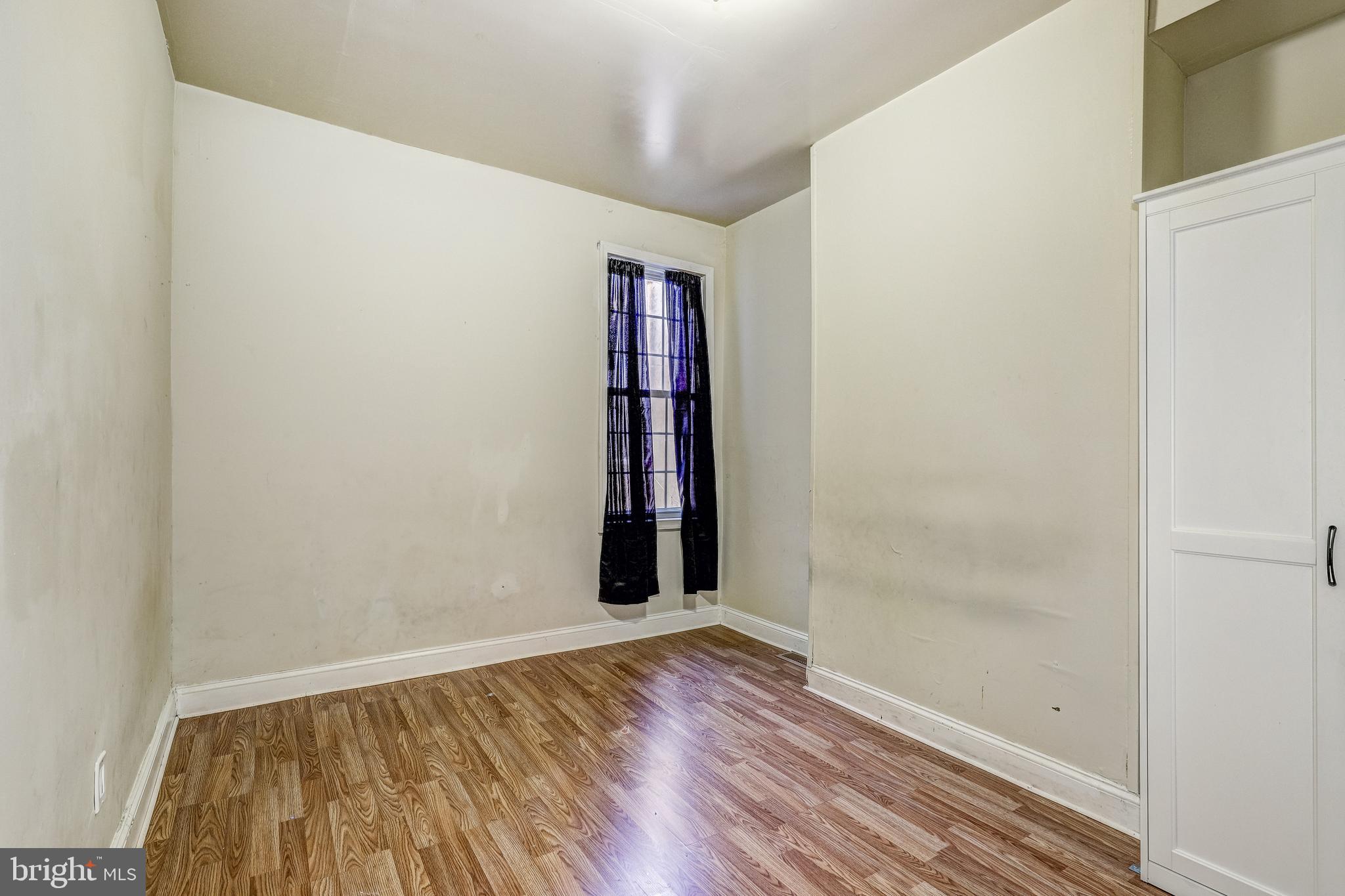 2419 WOODBROOK AVENUE