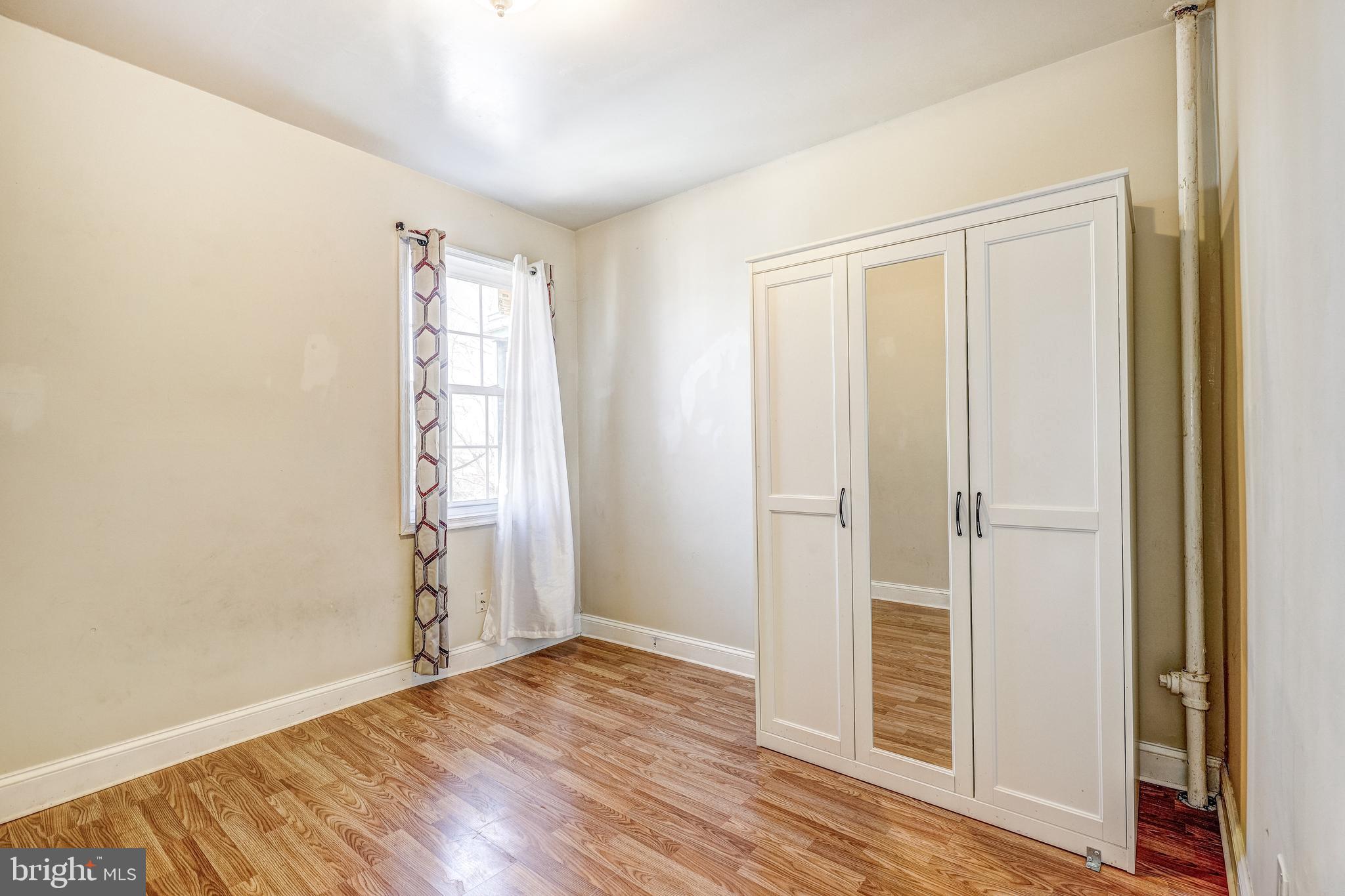 2419 WOODBROOK AVENUE