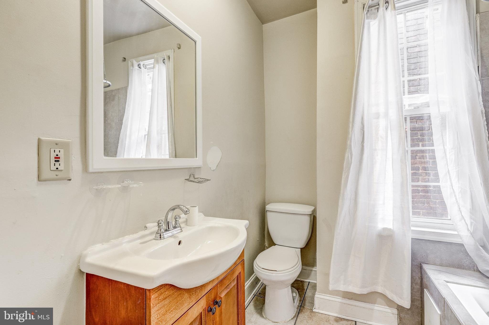 2419 WOODBROOK AVENUE