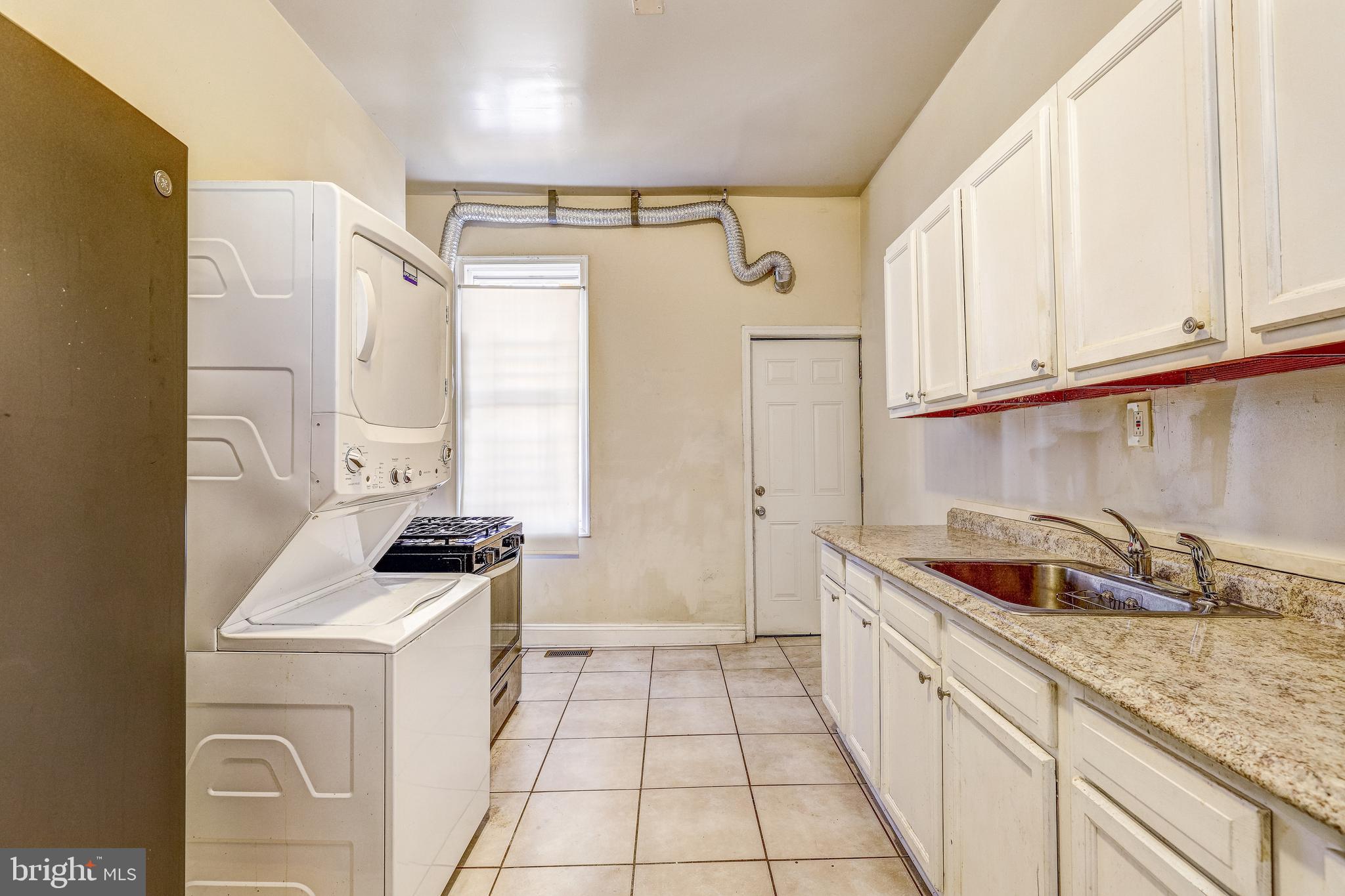 2419 WOODBROOK AVENUE