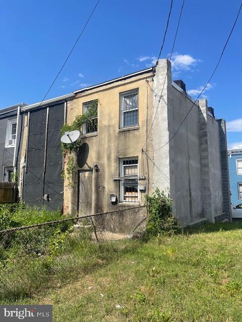 1540 N WOODYEAR STREET