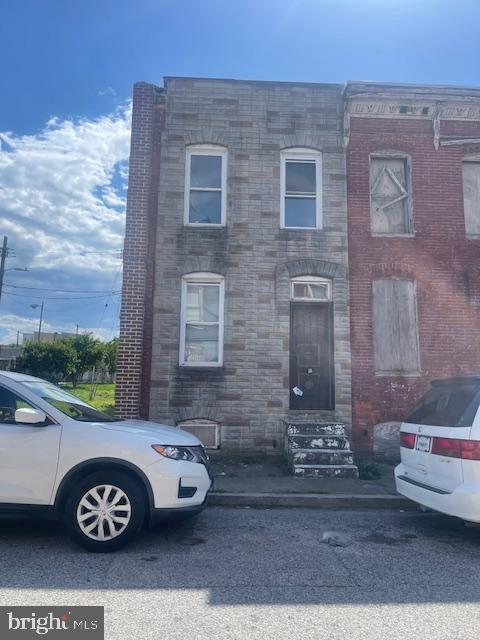 1540 N WOODYEAR STREET