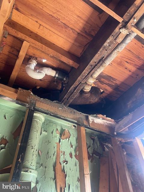 1540 N WOODYEAR STREET