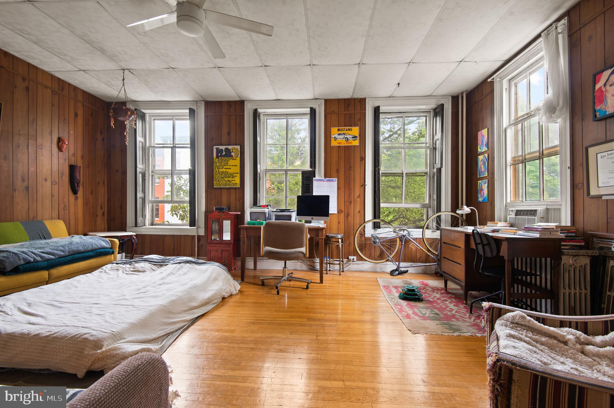 246 W LANVALE STREET