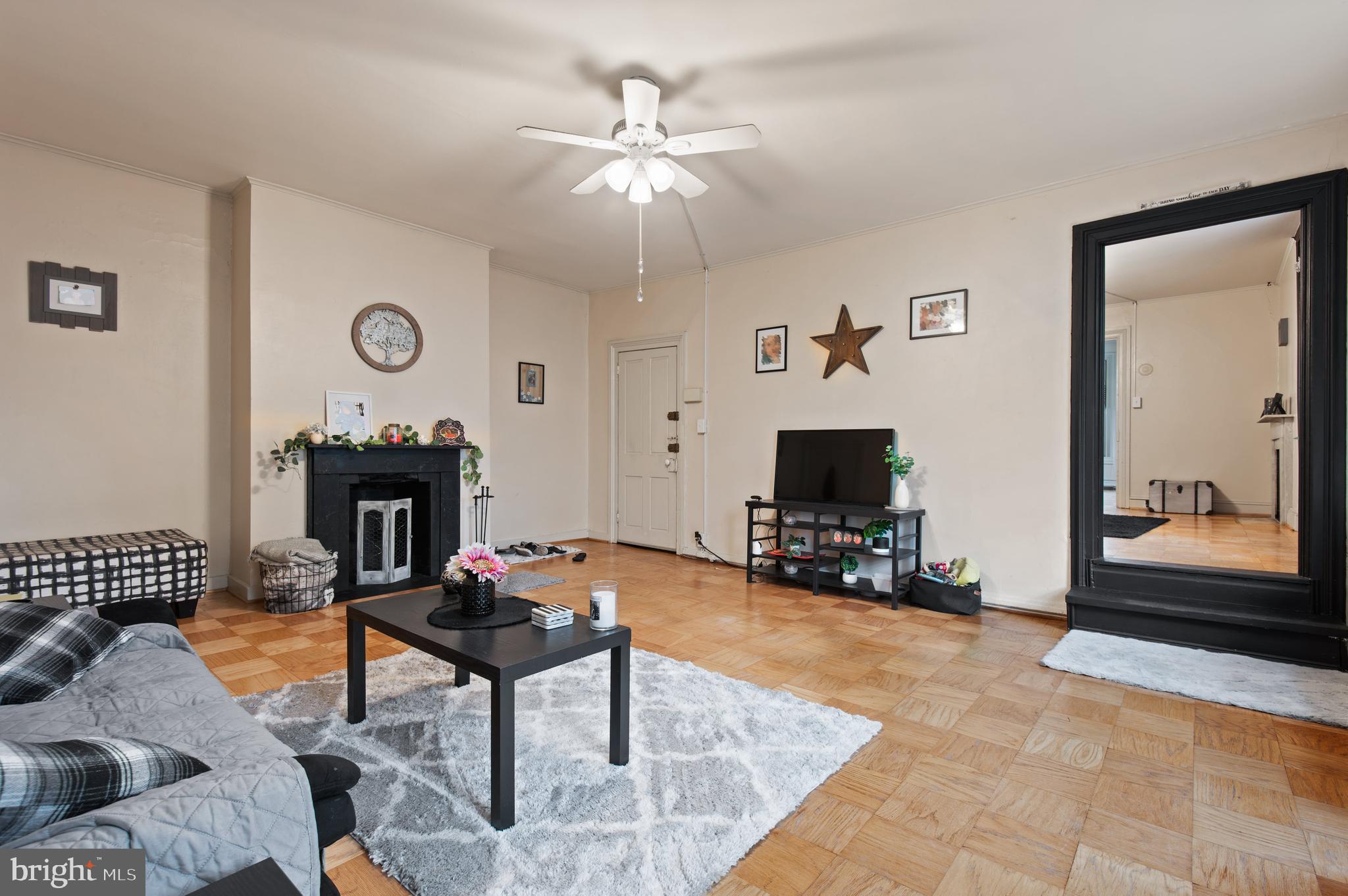 246 W LANVALE STREET