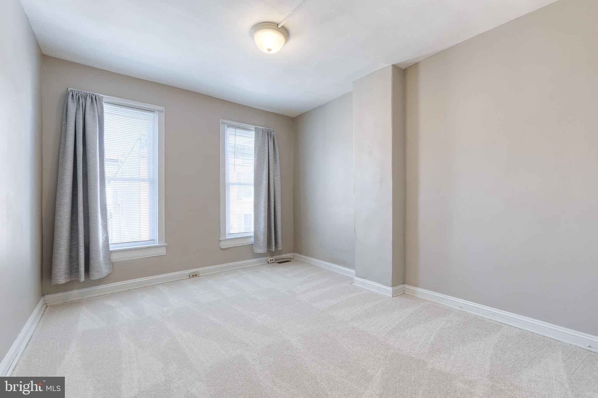 1304 MARSHALL STREET