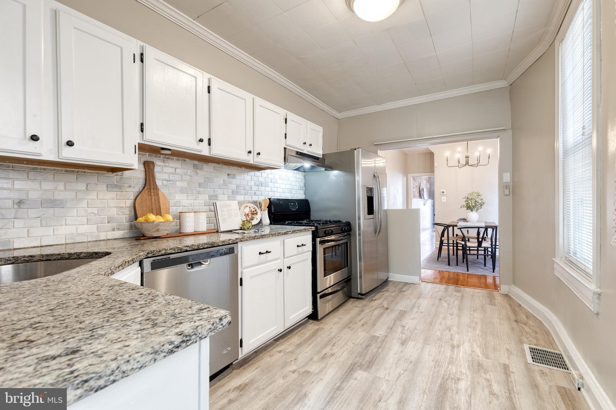 1304 MARSHALL STREET