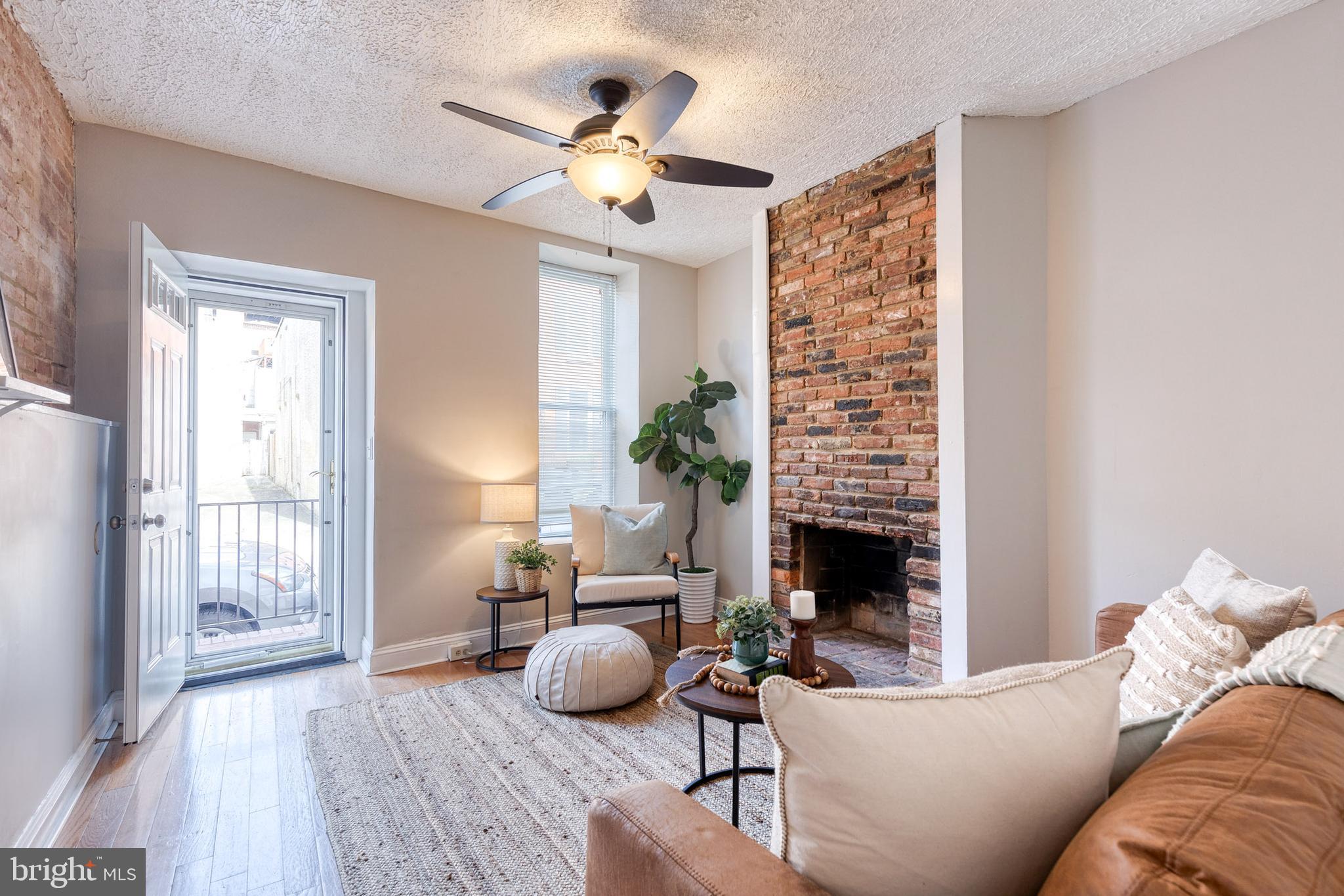 1304 MARSHALL STREET