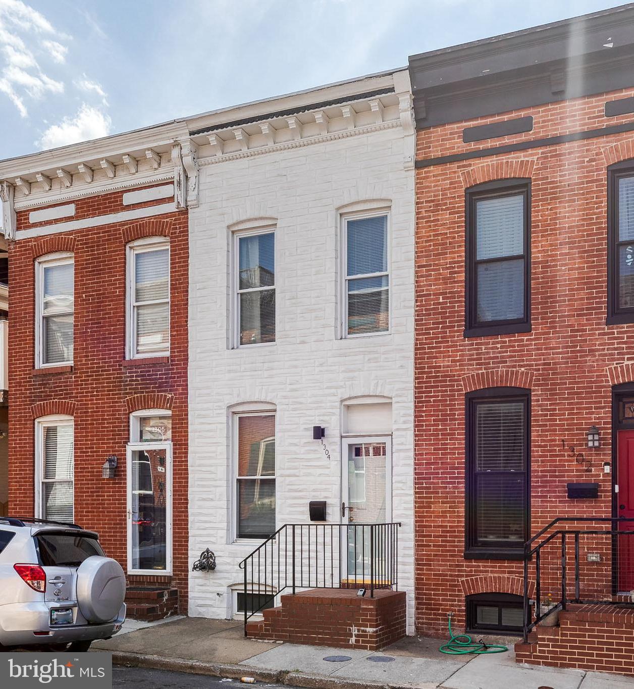 1304 MARSHALL STREET