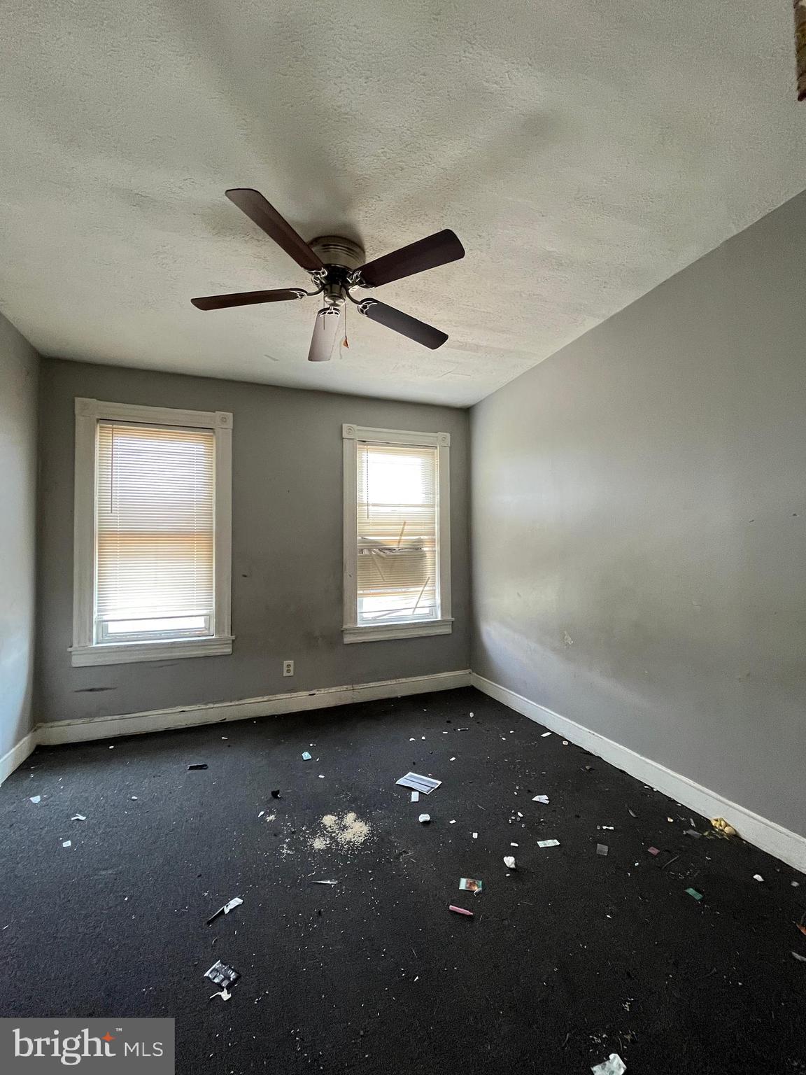 502 N ROBINSON STREET