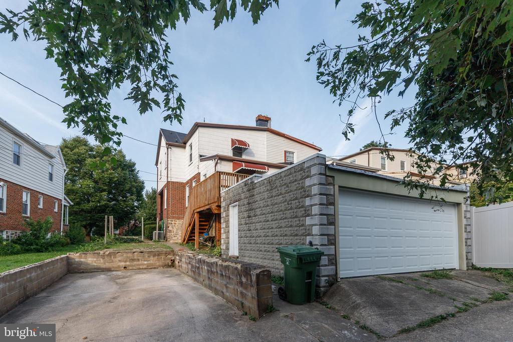3305 MORAVIA ROAD