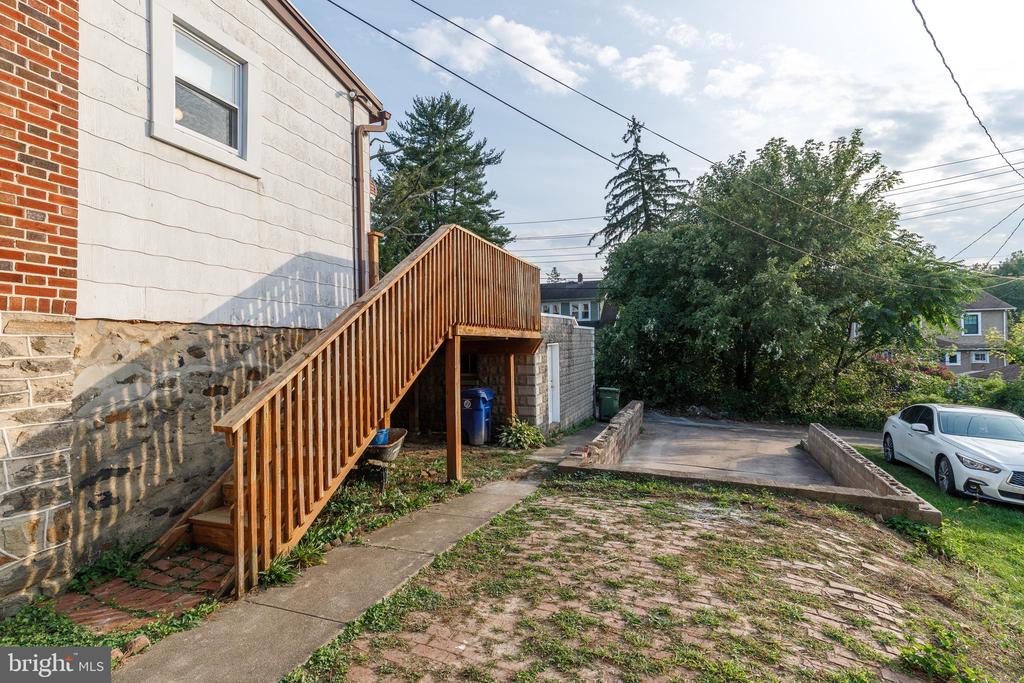 3305 MORAVIA ROAD