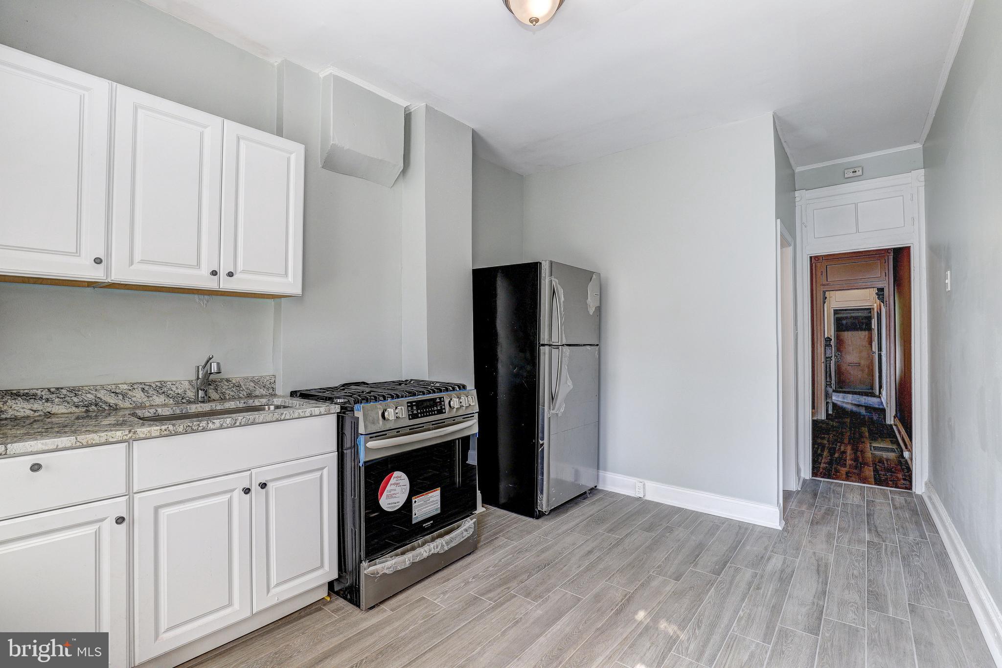 1805 N MONROE STREET N