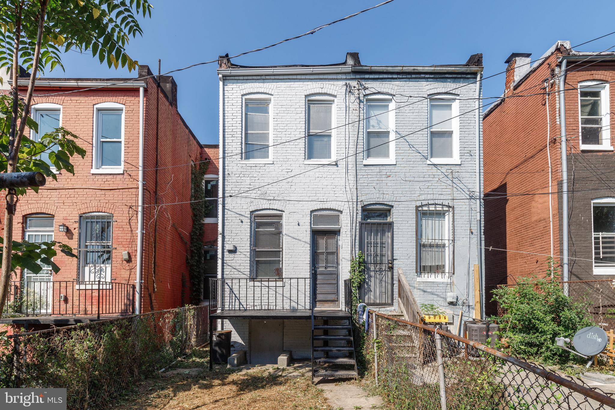 1805 N MONROE STREET N