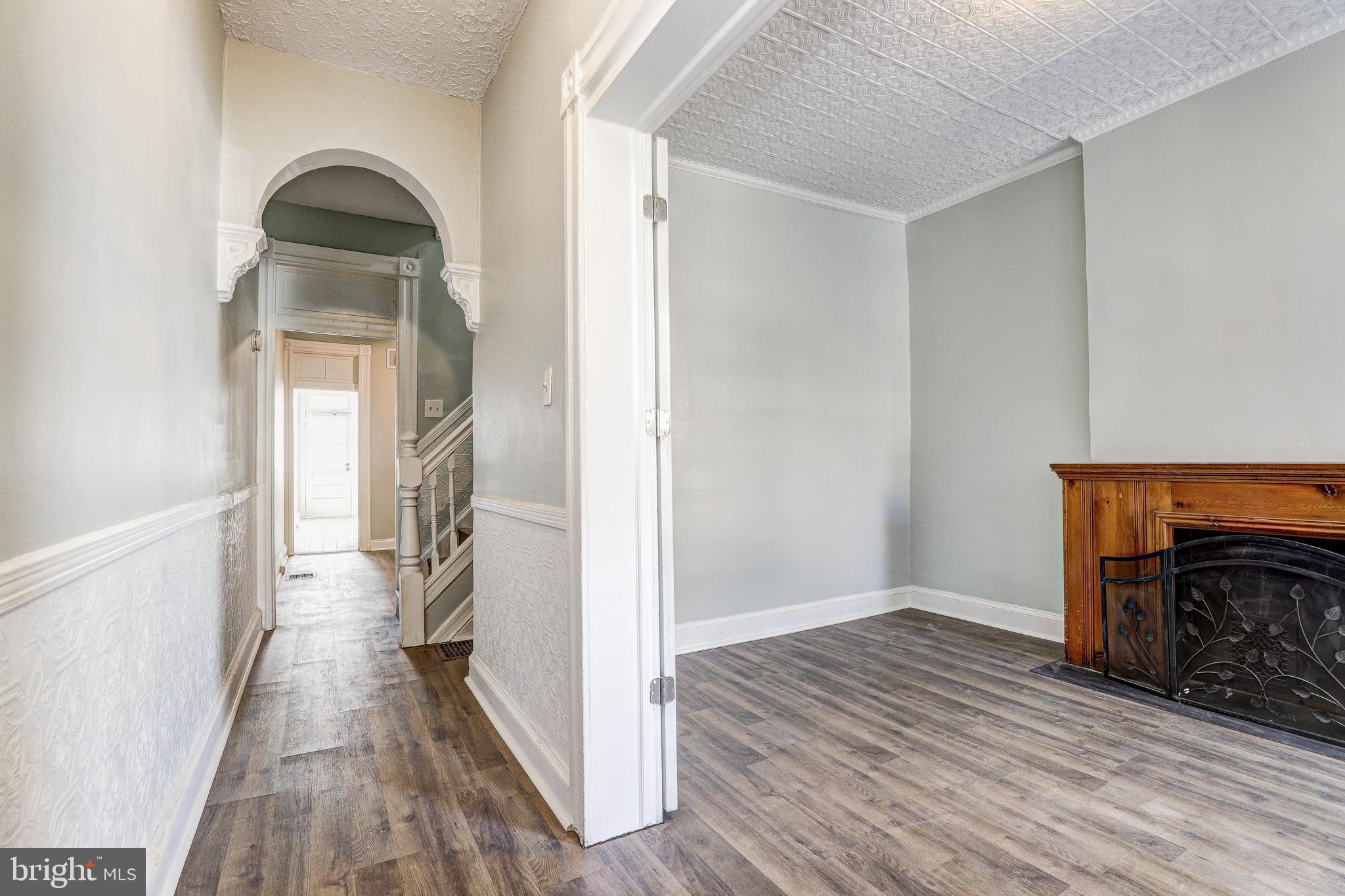 1805 N MONROE STREET N