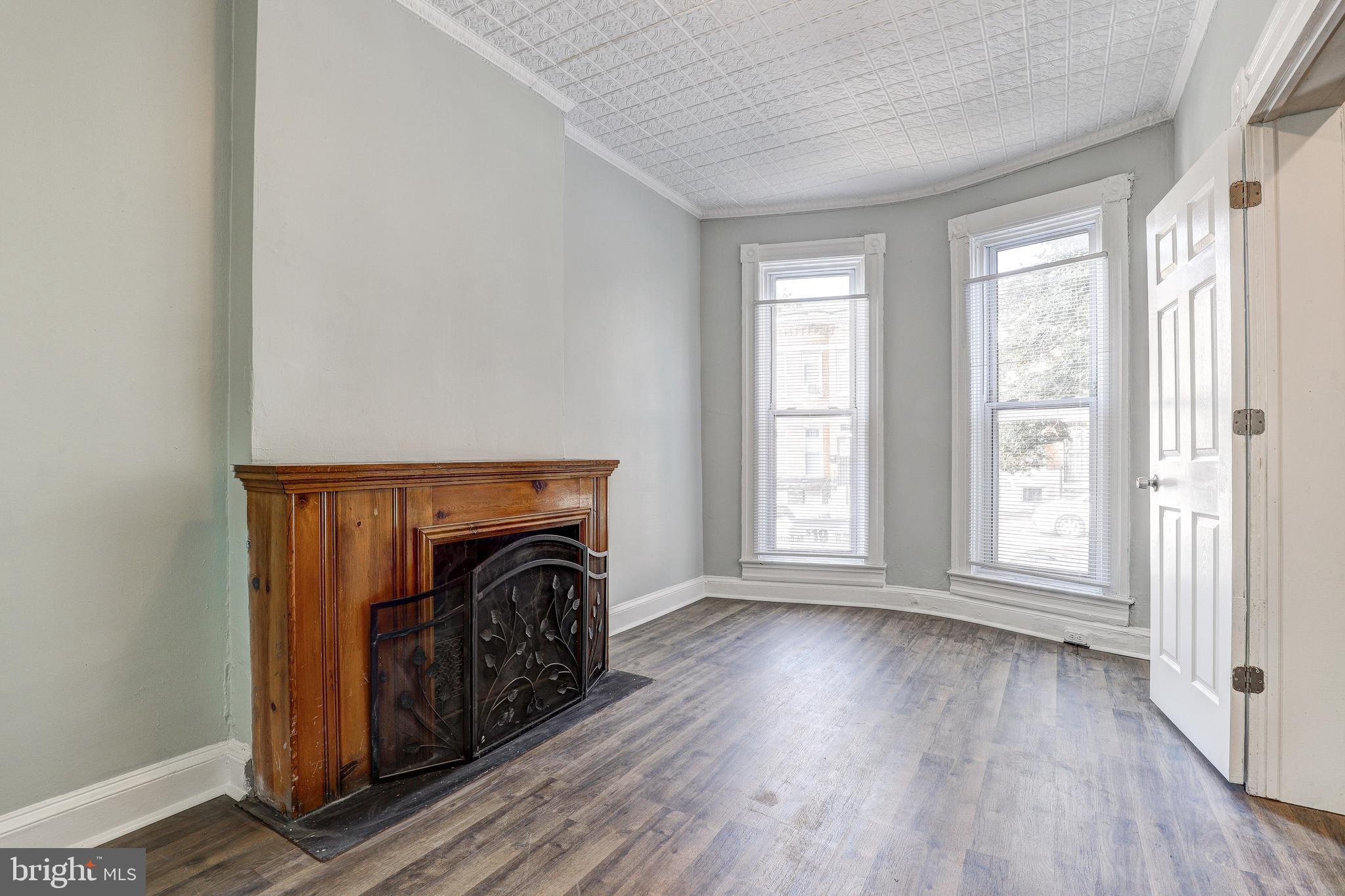 1805 N MONROE STREET N