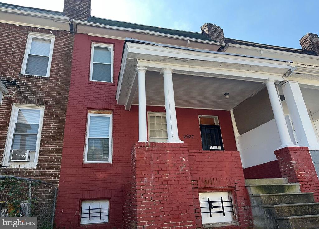 2927 ELLICOTT DRIVE