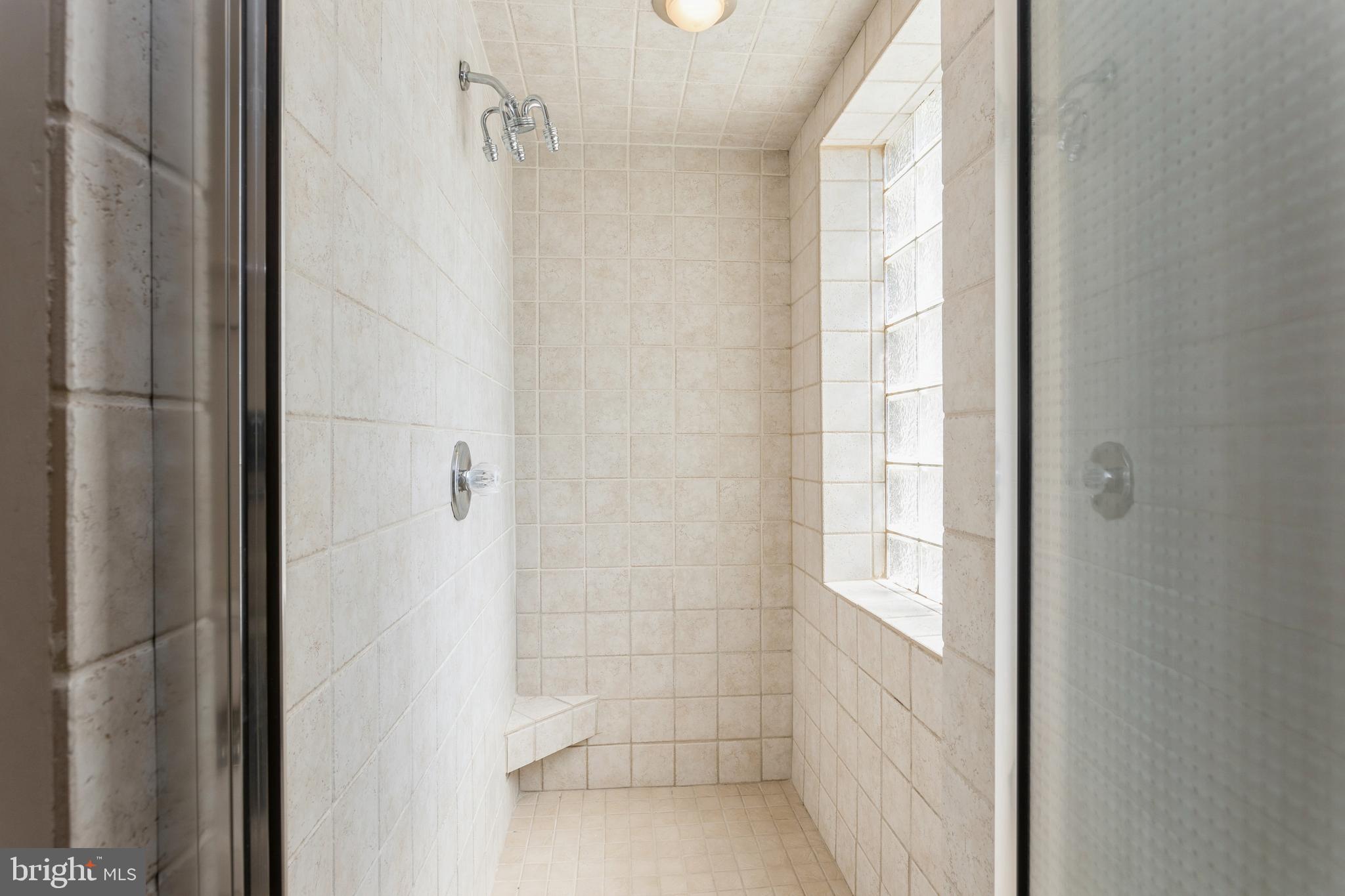 621 S LUZERNE AVENUE