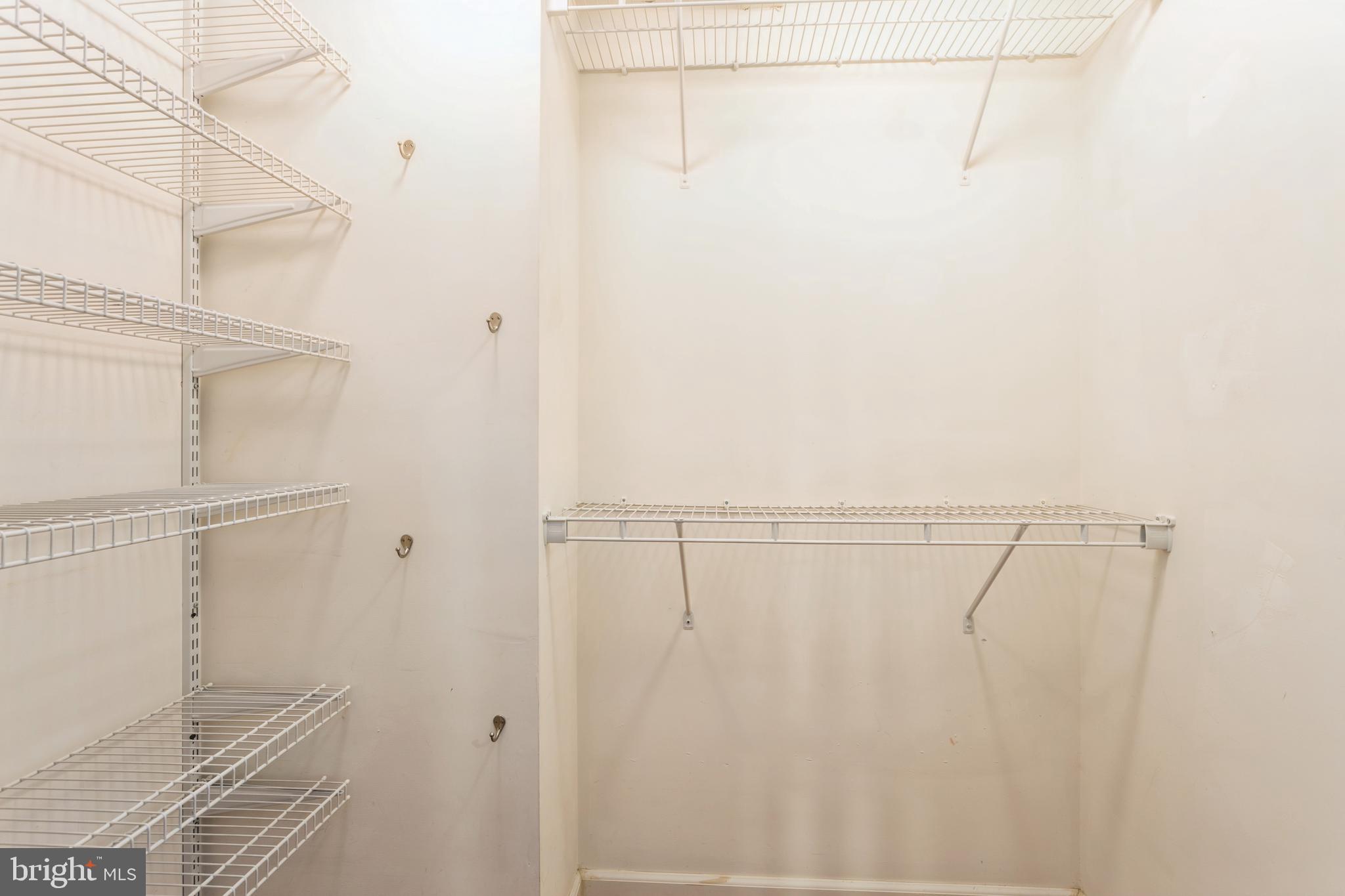 621 S LUZERNE AVENUE