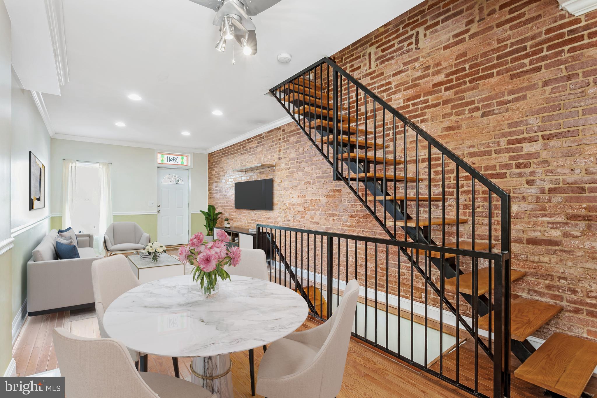 621 S LUZERNE AVENUE