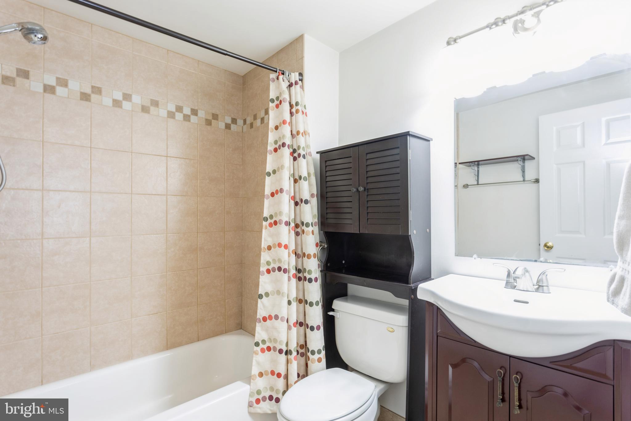 621 S LUZERNE AVENUE