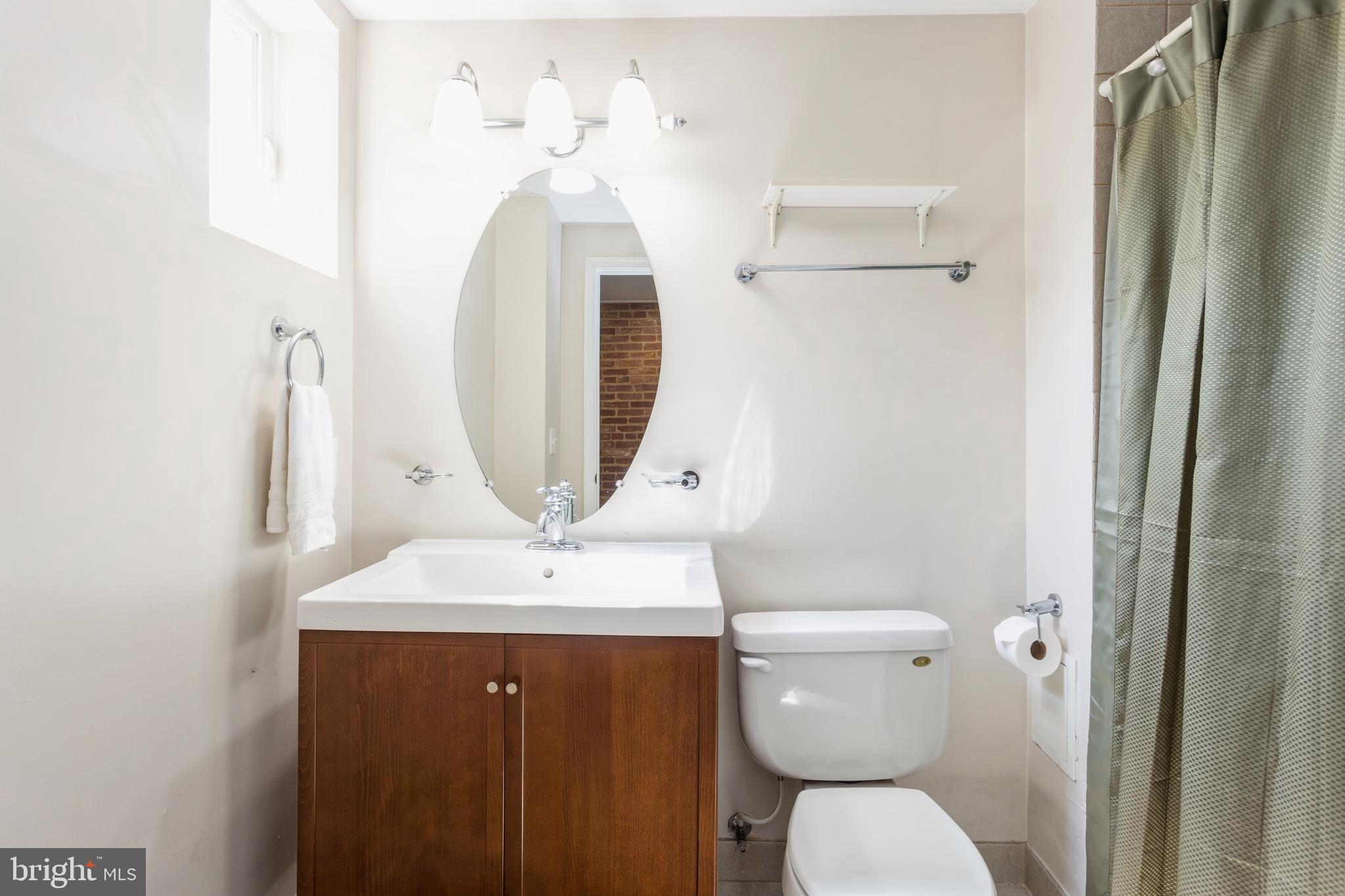 621 S LUZERNE AVENUE