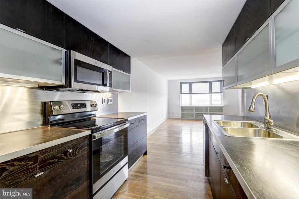 1101 SAINT PAUL STREET 2109
