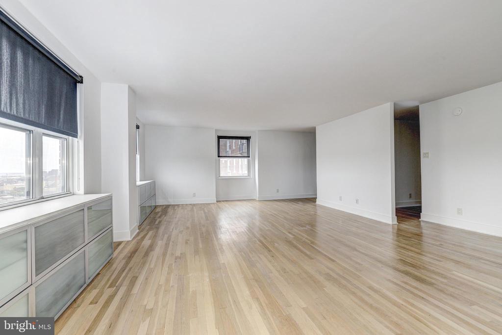 1101 SAINT PAUL STREET 2109