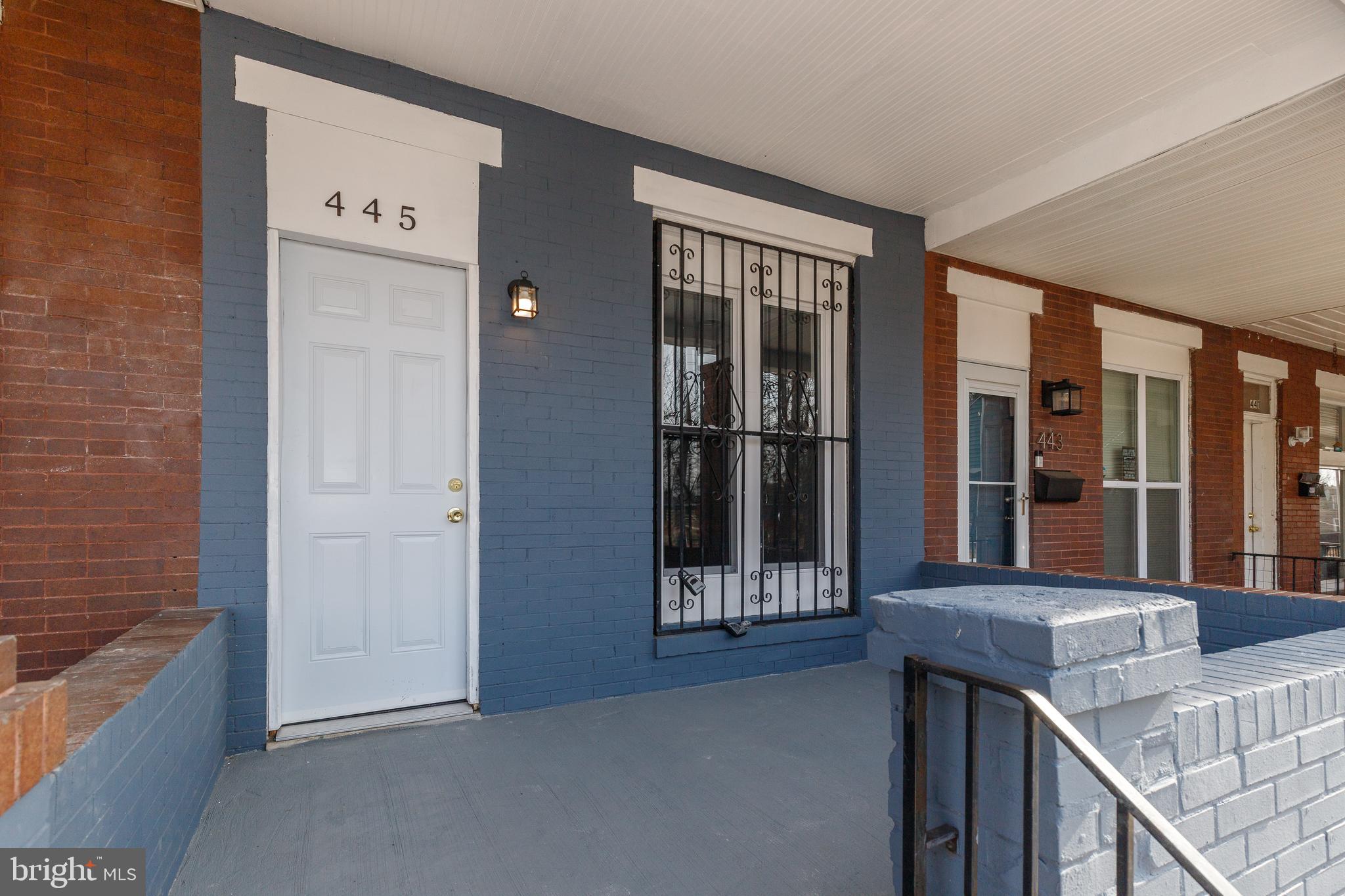 445 N ELLWOOD AVENUE