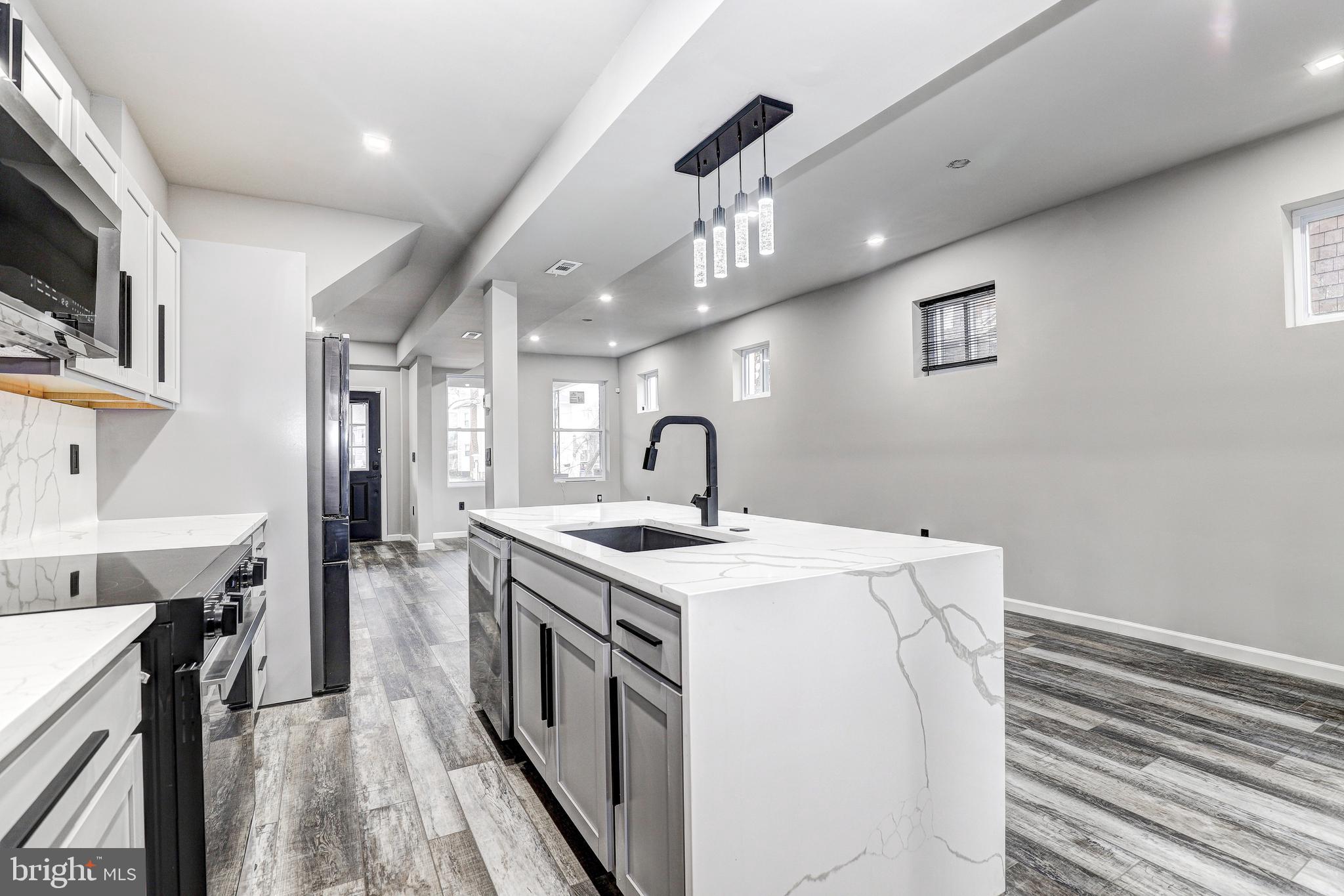 2914 CHELSEA TERRACE