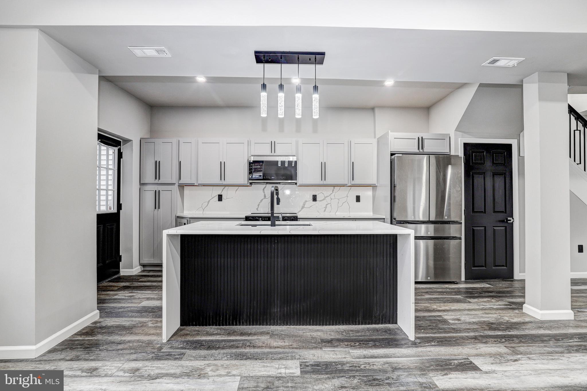 2914 CHELSEA TERRACE